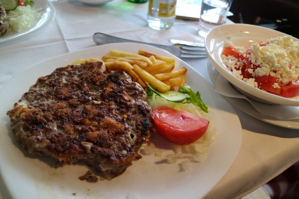 Äta i Belgrad restaurang